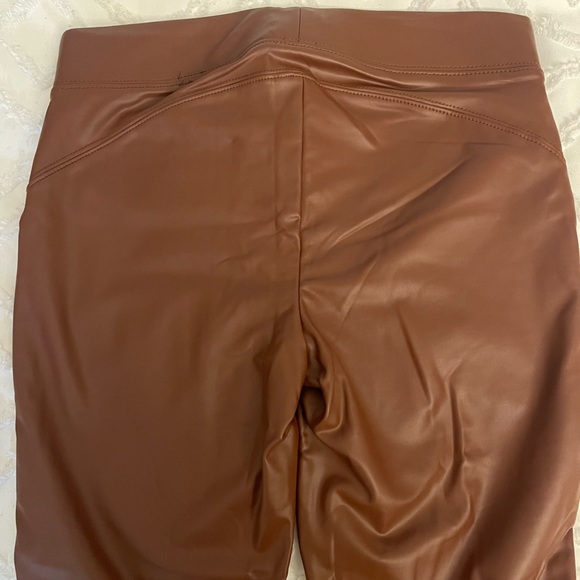 Fashions Nova faux leather pants - Picture 3 of 7